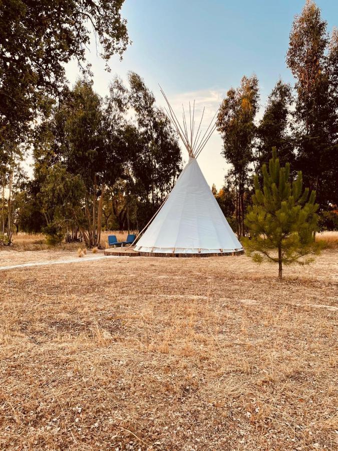 Hotel Goodmuda Tipi'S Grândola Zewnętrze zdjęcie